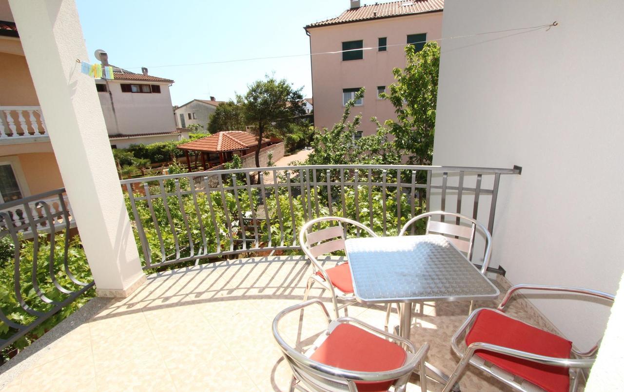 רוביני Apartments Villa Mara מראה חיצוני תמונה